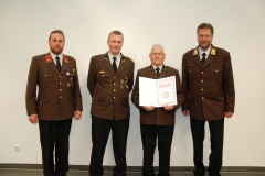 auszeichnung-von-verdienten-sprengbefugten-des-landesfeuerwehrkommandos-obersterreich-mit-der-verdienstmedaille-in-silber-am-12-juni-2018-in-linz_43245532135_o